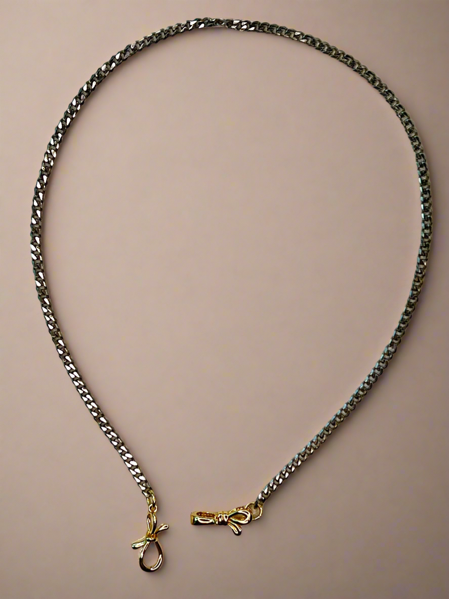 Bind Necklace