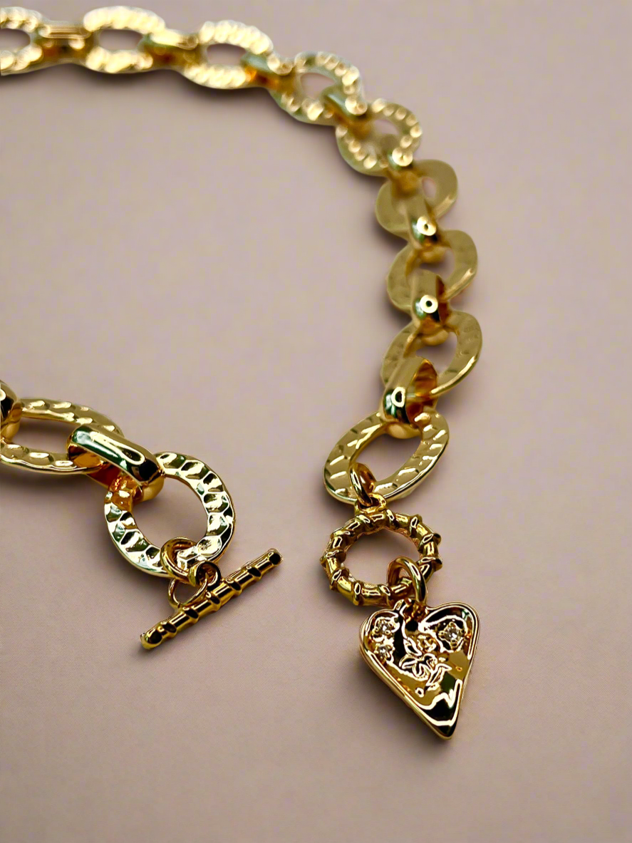 Hallow Necklace
