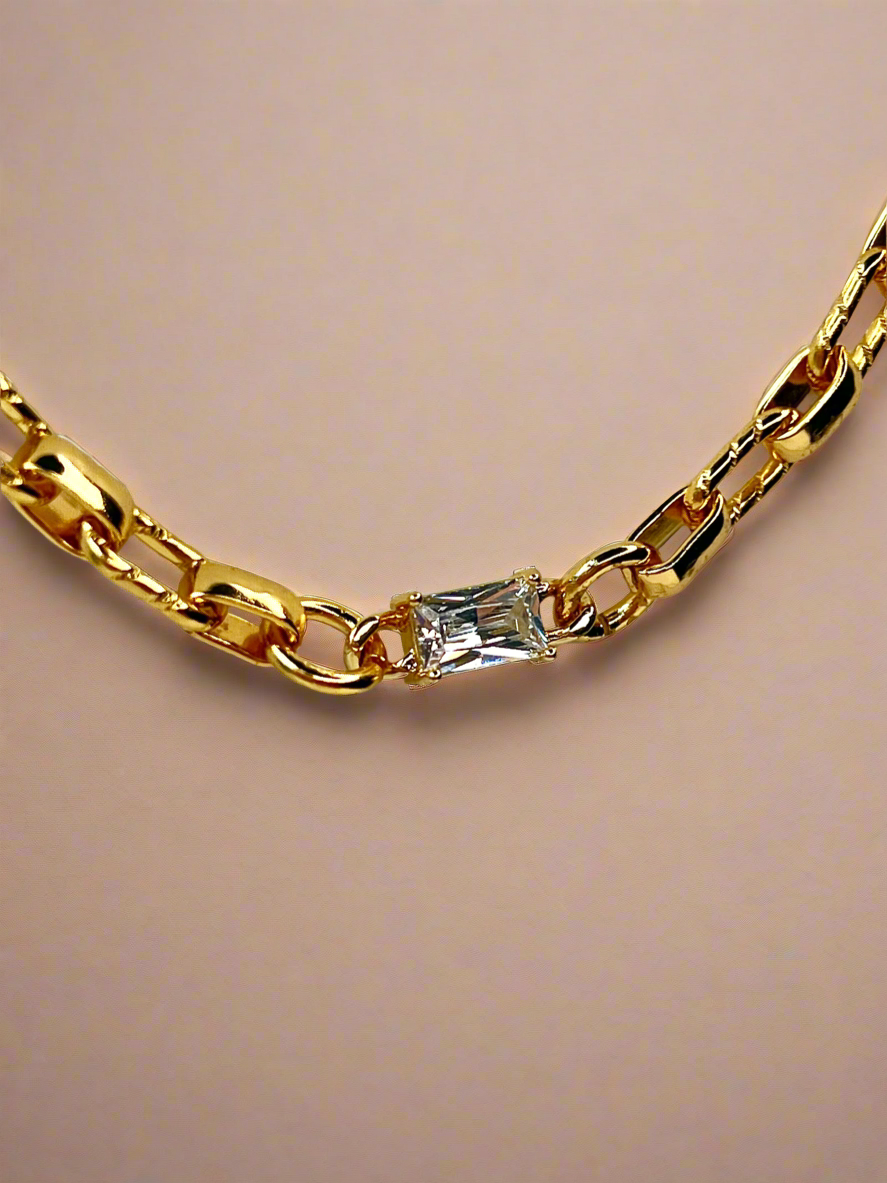 Gleam Nekclace