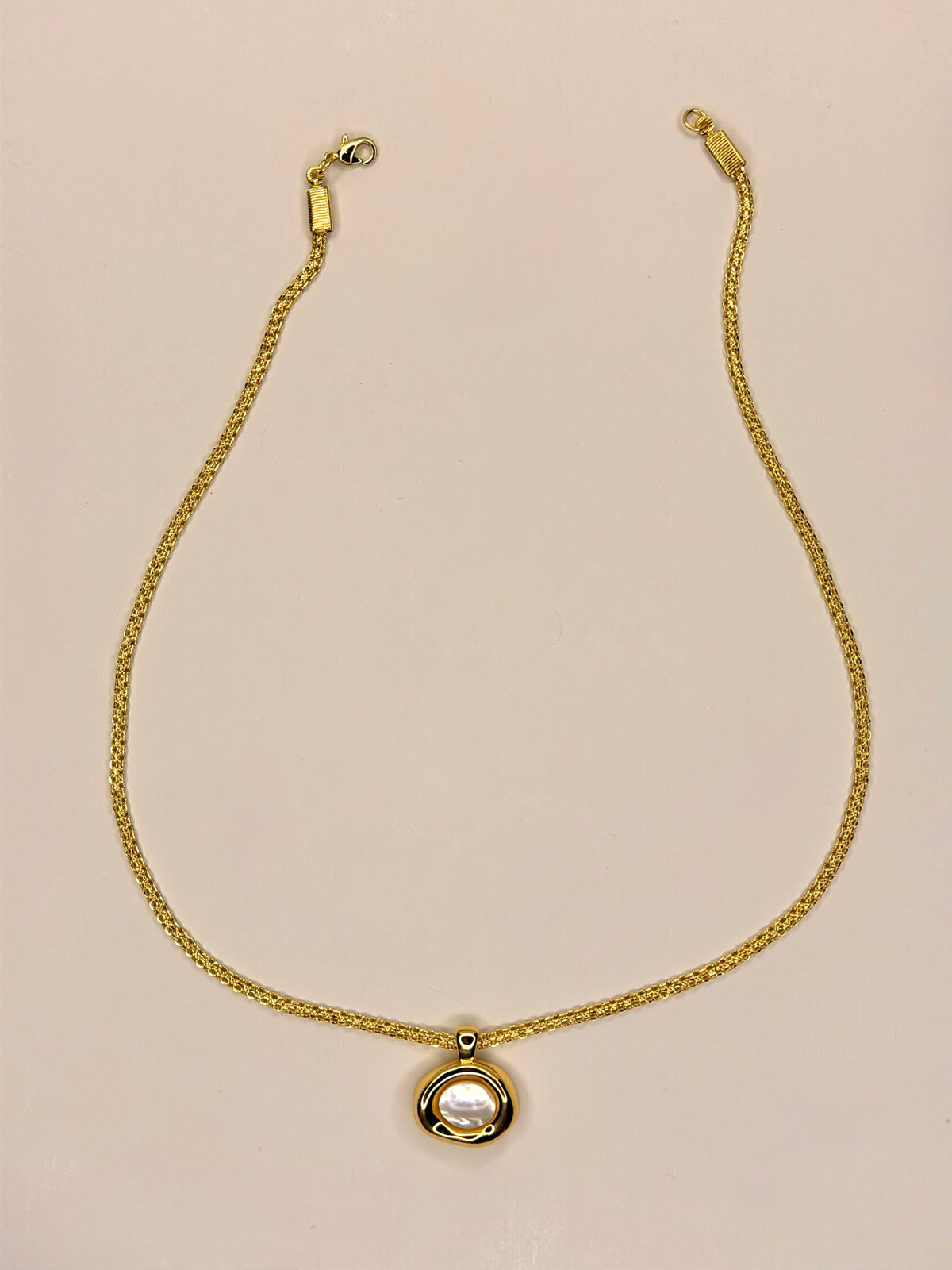 Oro Necklace
