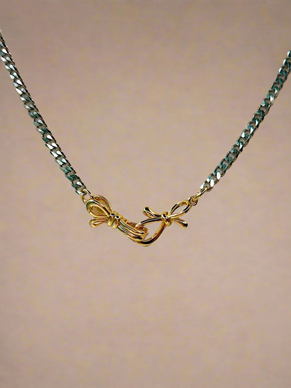 Bind Necklace