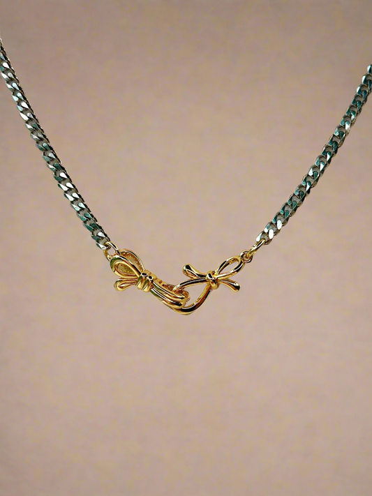 Bind Necklace