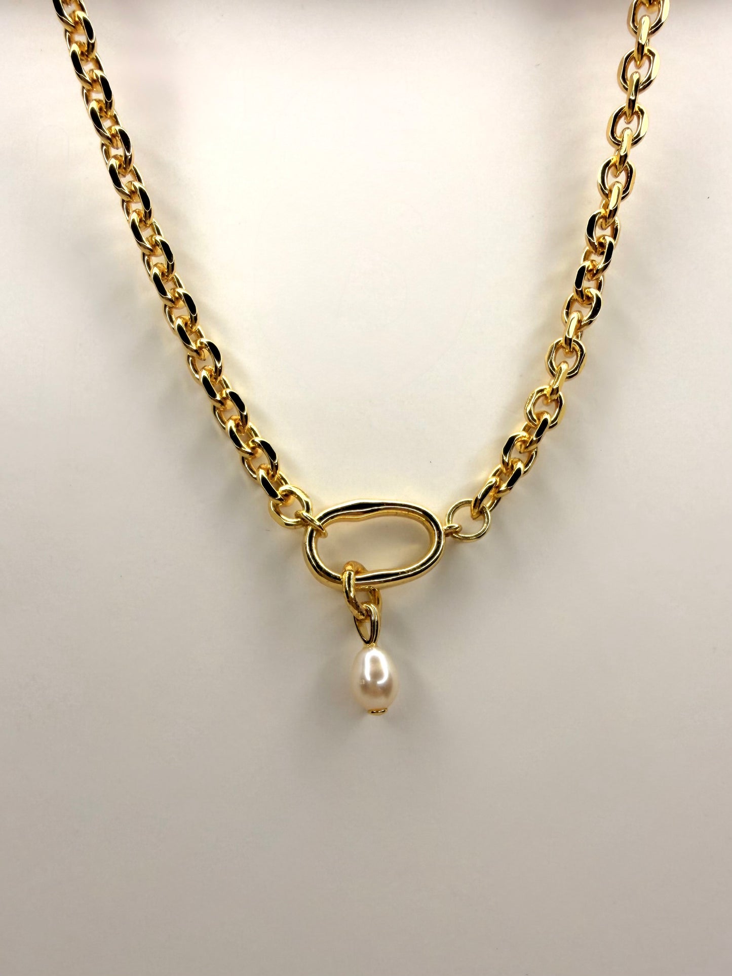 Mora Necklace