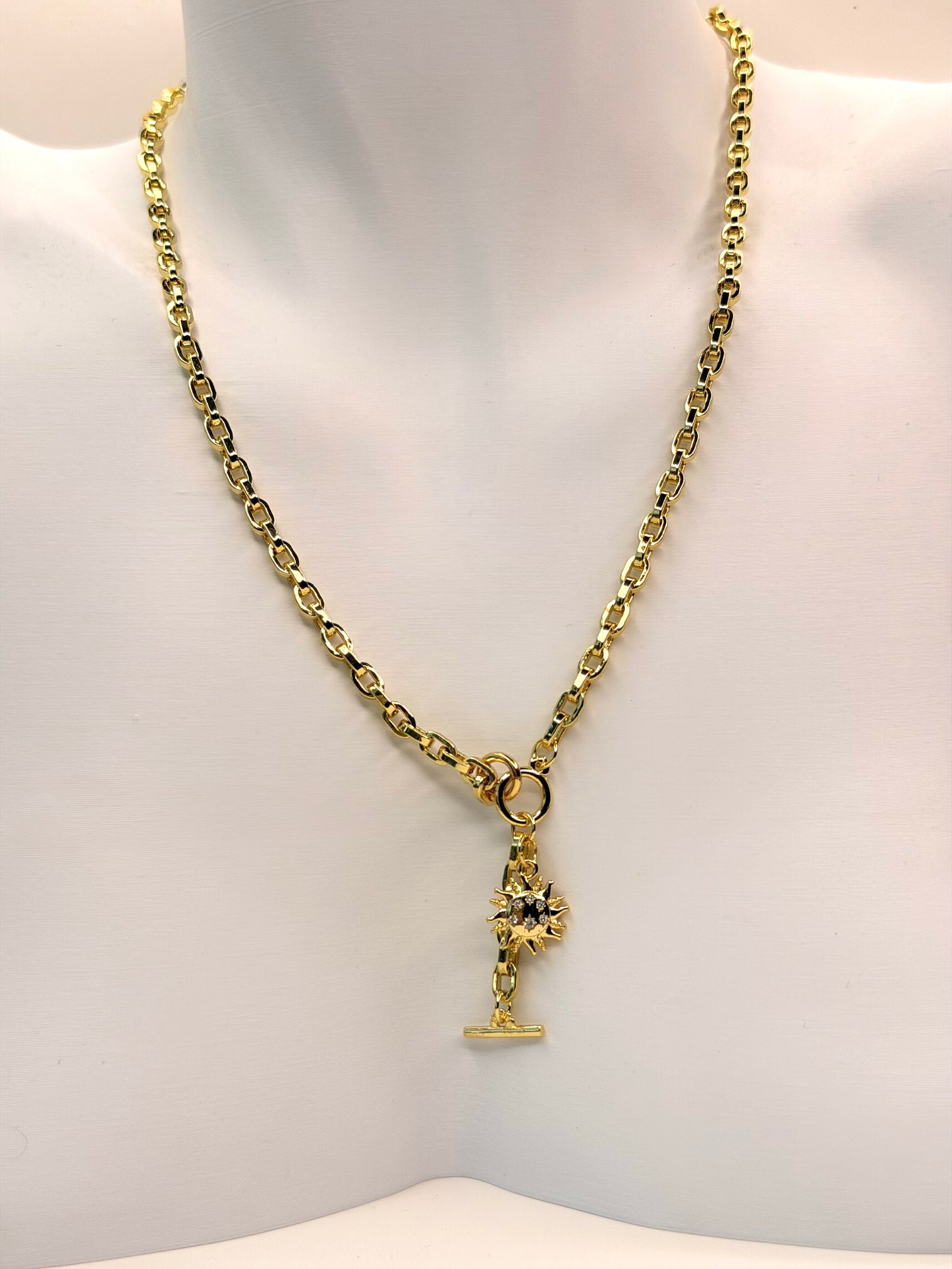 Elia Necklace